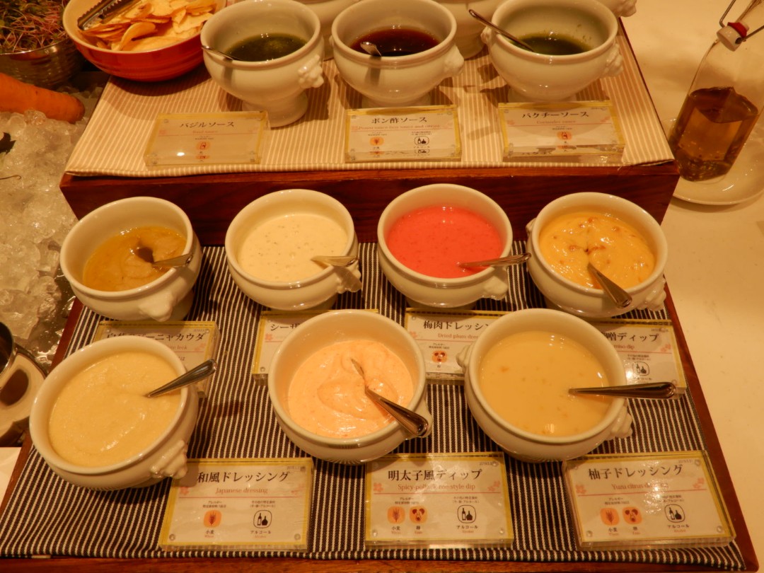 ホテル阪神　ネン　バイキング　サラダ