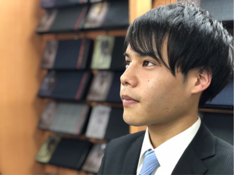 エフワン