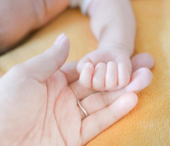 11/19　いぶきケアルームの「産後ママひろば」～ママと赤ちゃんのための交流会～ 今月の産後ママチャレンジ【ママのお悩みのツボ療法】