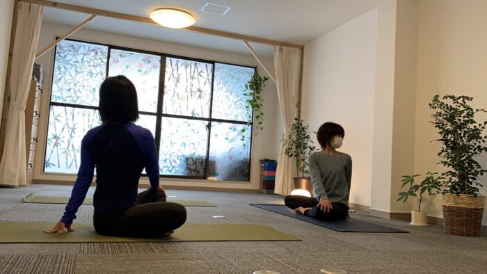 都島ヨガスタジオ　yoga asumi