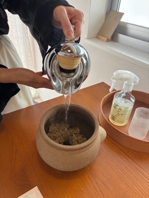都島区、黄土漢方よもぎ蒸し、Suuwi、よもぎ蒸し、漢方ハーブ、温活、完全予約制、プライベートサロン