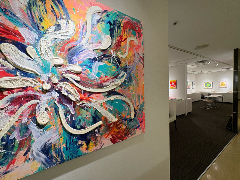 シュガーペイント 体験・講座　KOYUKI シュガーアーティスト　パティシエ　巫女　シュガーペイント協会　女性アーティスト パティシエ アーティスト 転身　砂糖 アートアイシングクッキー