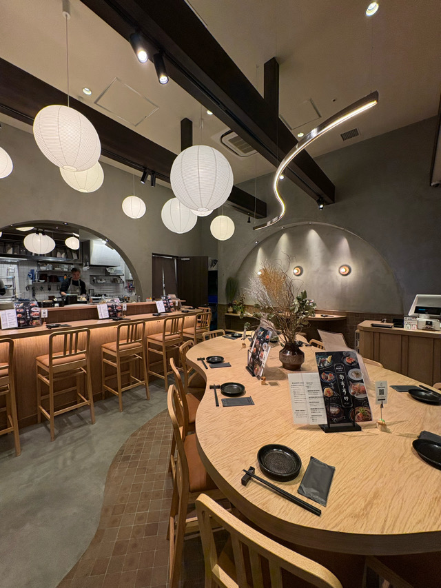 Attet 1918 ビストロ酒場　神戸屋 新業態　やみつきトースト　大阪 グルメ　パン 料理　ディナー　梅田　大阪富国生命ビル　北区　阪急東通り　モンブラン風ポテトサラダ