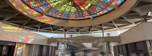 京都　京都競馬場　競馬　馬　ふれあい　乗馬　餌やり　ボーネルンド　Paka Run！　パカラン　ふわふわドーム