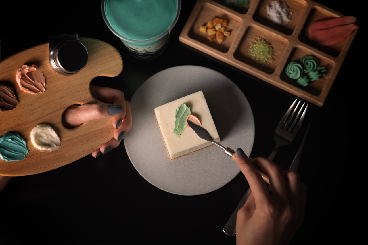 大阪 ギャラリーカフェ　谷町六丁目 カフェ　アートカフェ 大阪　体験型スイーツ　キャンバスケーキ　アートイベント 大阪　unimocc art gallery