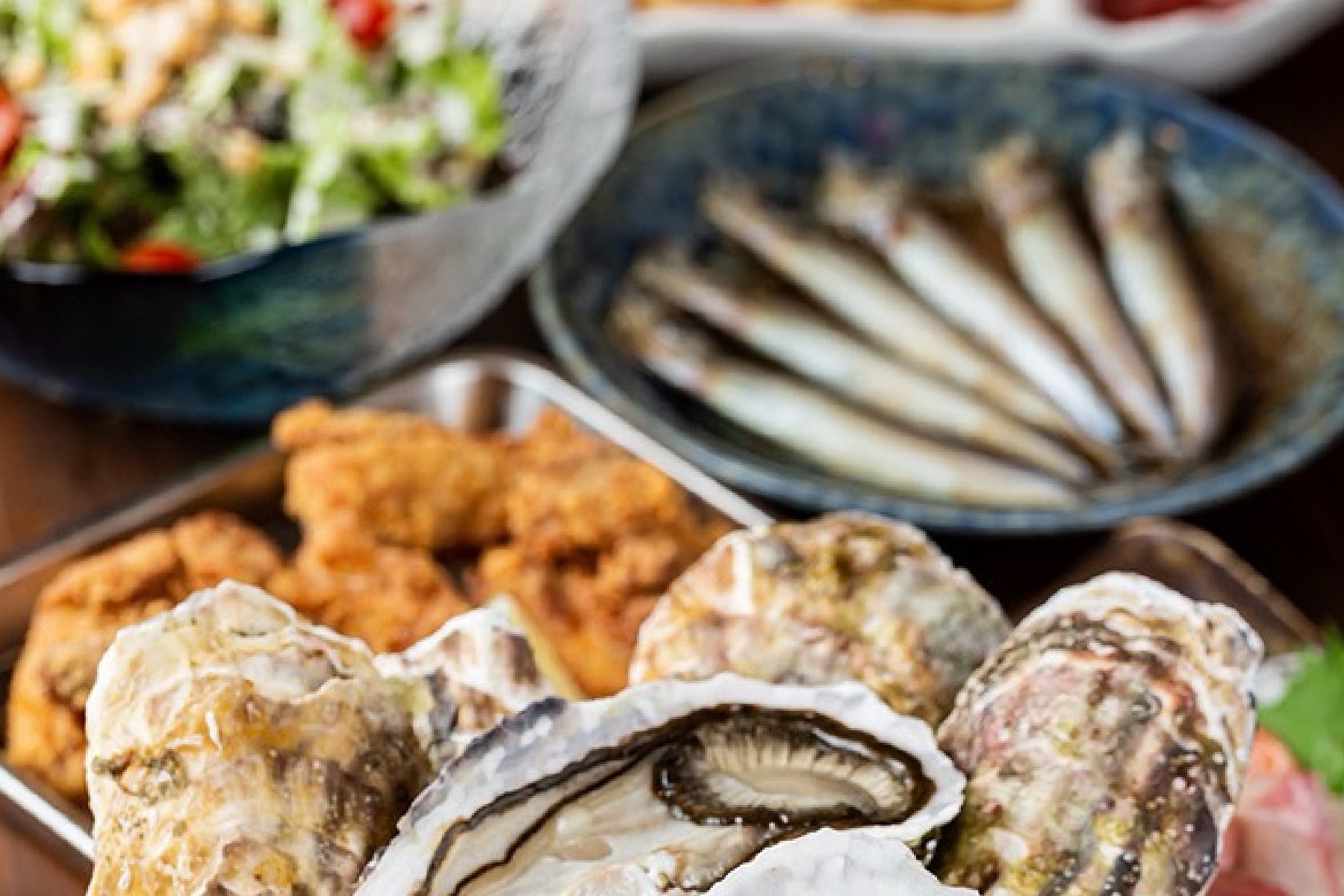 弁天町　港区　波平　海鮮　海鮮居酒屋　串カツ　浜焼き　牡蠣　ホタテ　サザエ　生簀