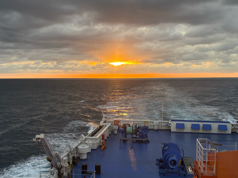 港区　南港　パンスタークルーズ　ミラクル号　panstar パンスターミラクル号　釜山　渡韓　船旅　オールインクルーシブ　韓国　1人旅　初心者　釜山