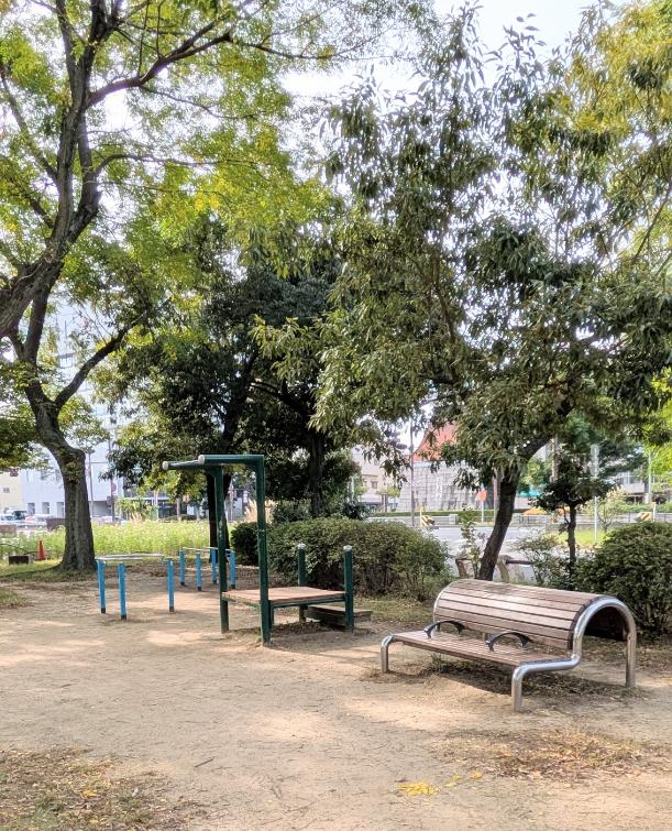 住吉区　住吉公園　運動器具
