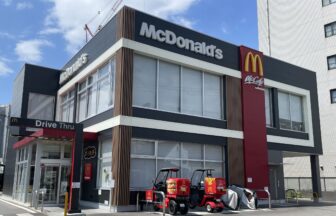 マクドナルド赤川店　マックカフェ　大型店舗