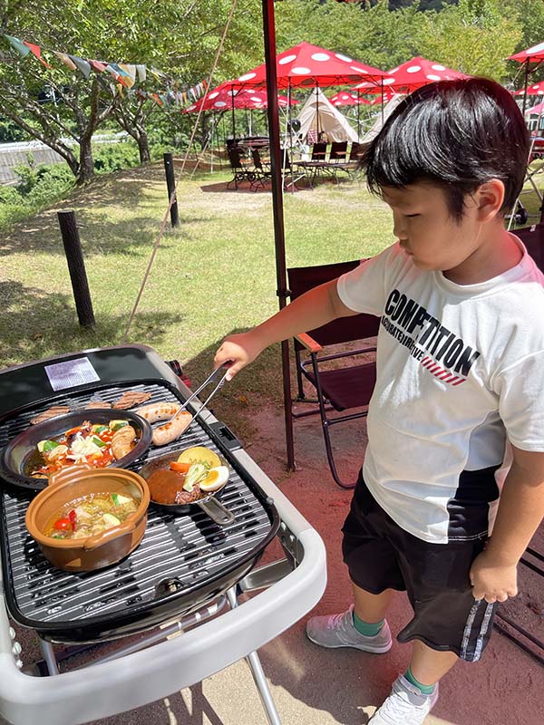 スプリングスひよし　日吉ダム　道の駅　京都　BBQ　温泉　プール　室内遊び　エア遊具