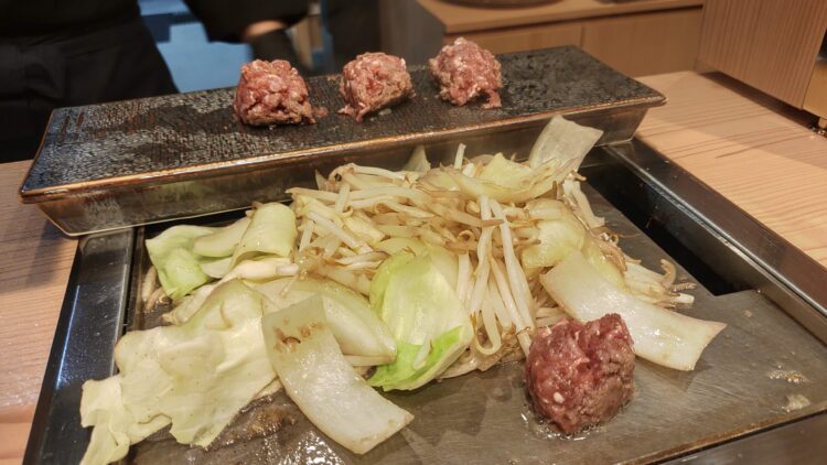 神戸赤ふじ、黒毛和牛