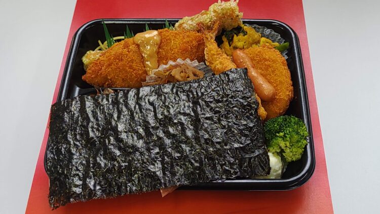 ほっかほっか亭、スペシャル弁当