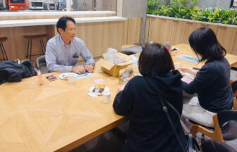 フリースクールこころ、なんば、フリースクール、親カフェ