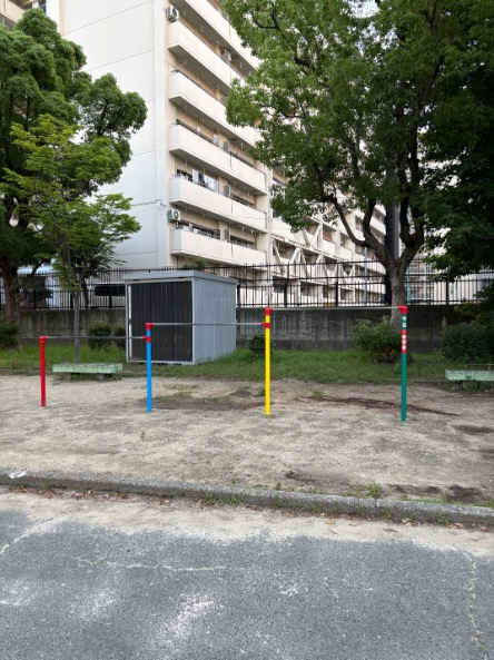 港区　抱月公園　遊具