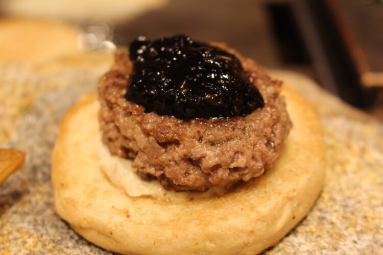 赤ふじ、ハンバーガー