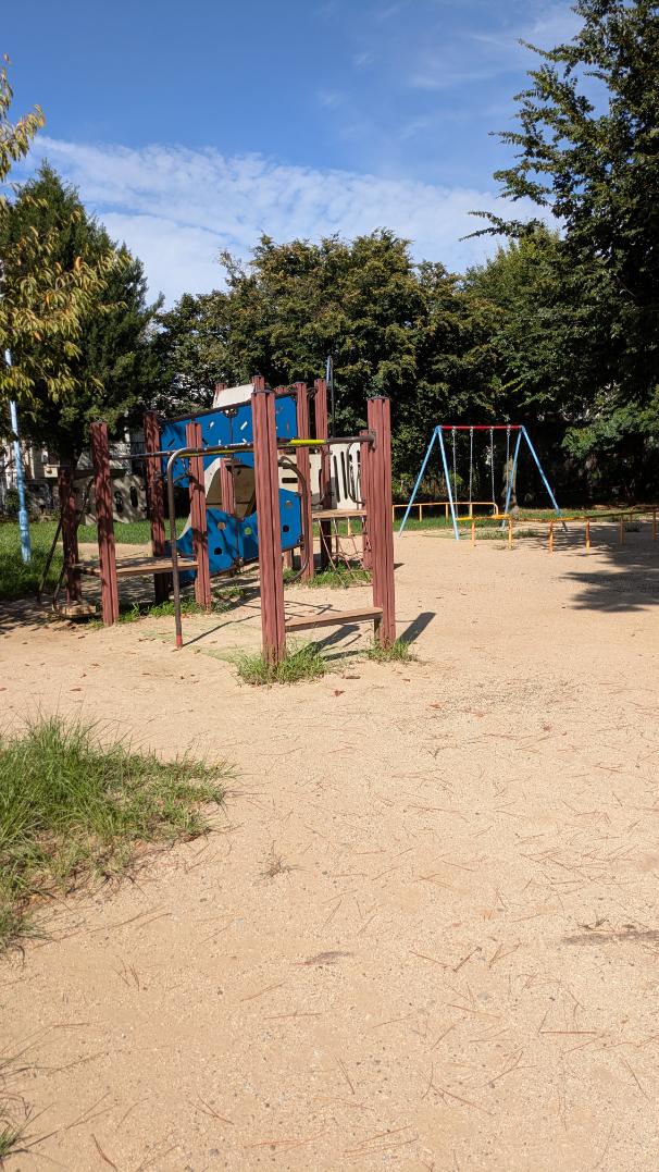東住吉区山坂公園　複合遊具