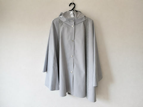 Amolir（アモリール）　SHIRONE UVポンチョ　完全遮光　大阪　長堀橋　雨対応　紫外線対策　uvカット