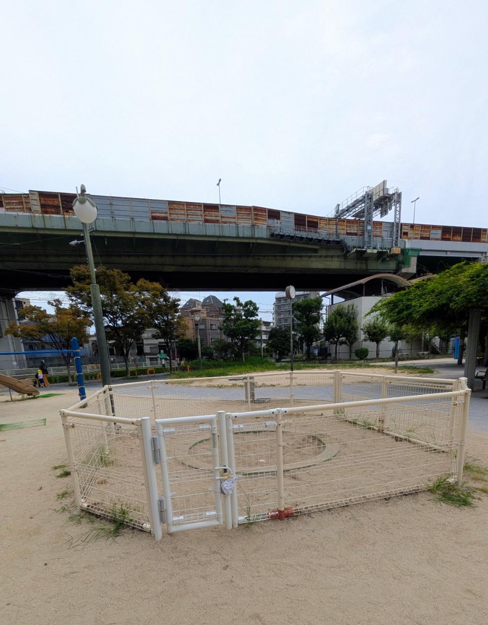 阿倍野区　桃ヶ池公園　砂場