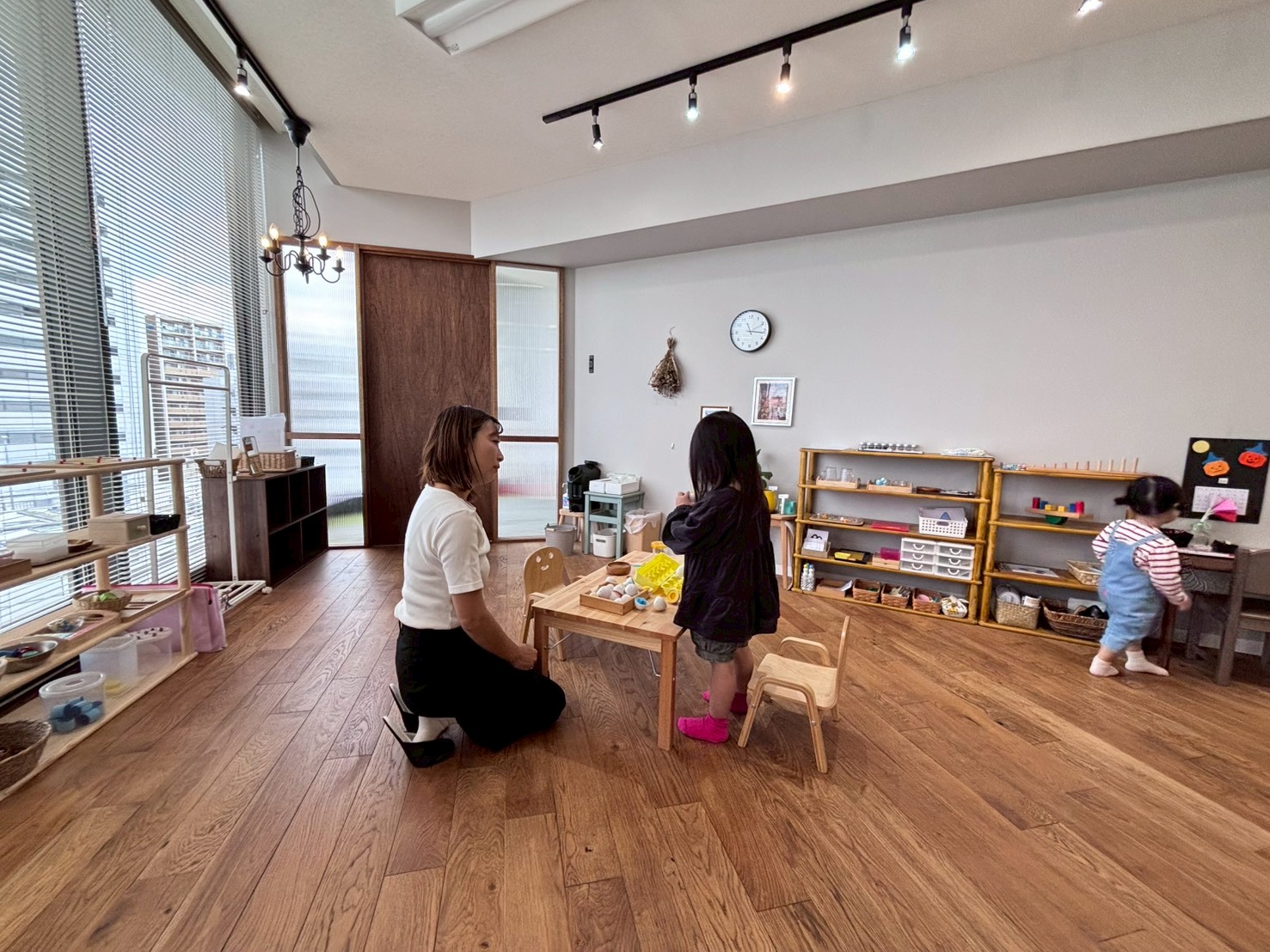 西区 モンテッソリー教室 マードレ・カナー 体験