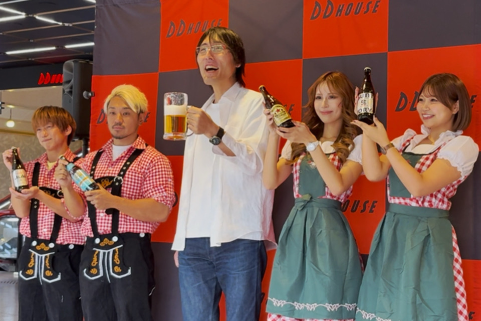 ddhouse オクトバーフェスト 大阪 梅田 2025 ビールイベント 白田信幸 プレスイベント 試飲 飲み比べ グルメ 餃子 赤星 スーパードライ フードペアリング 館内イベント d.d.house