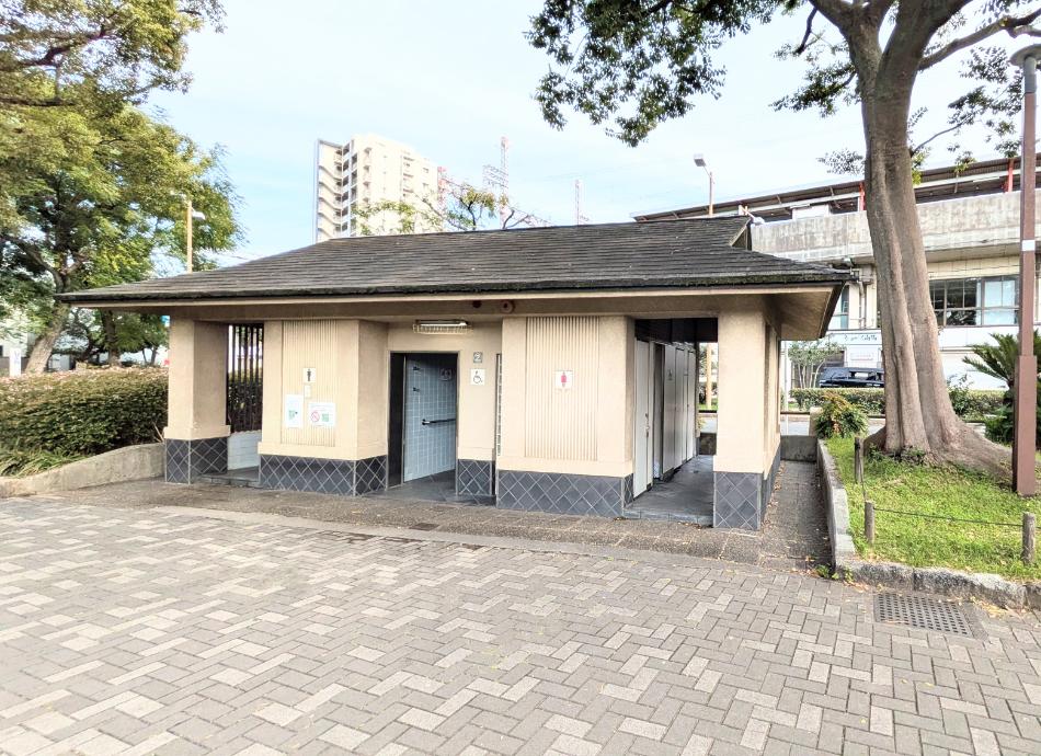 住吉区　住吉公園　トイレ