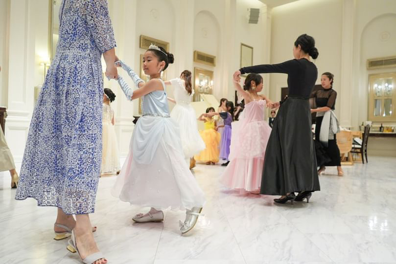 珍百景　プリンセス学校　ドレス制作　ミシン　子供洋裁　英語　子供フラワー　Sae Ballet Studio　バレエ　徐冴香