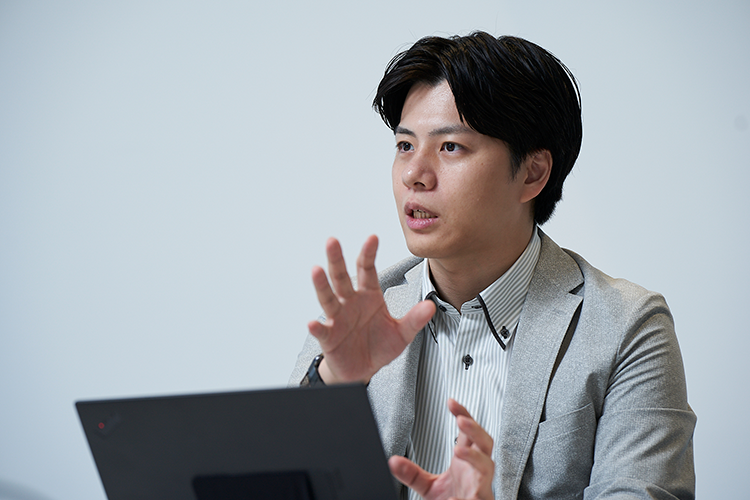 産後パパ、イクメン