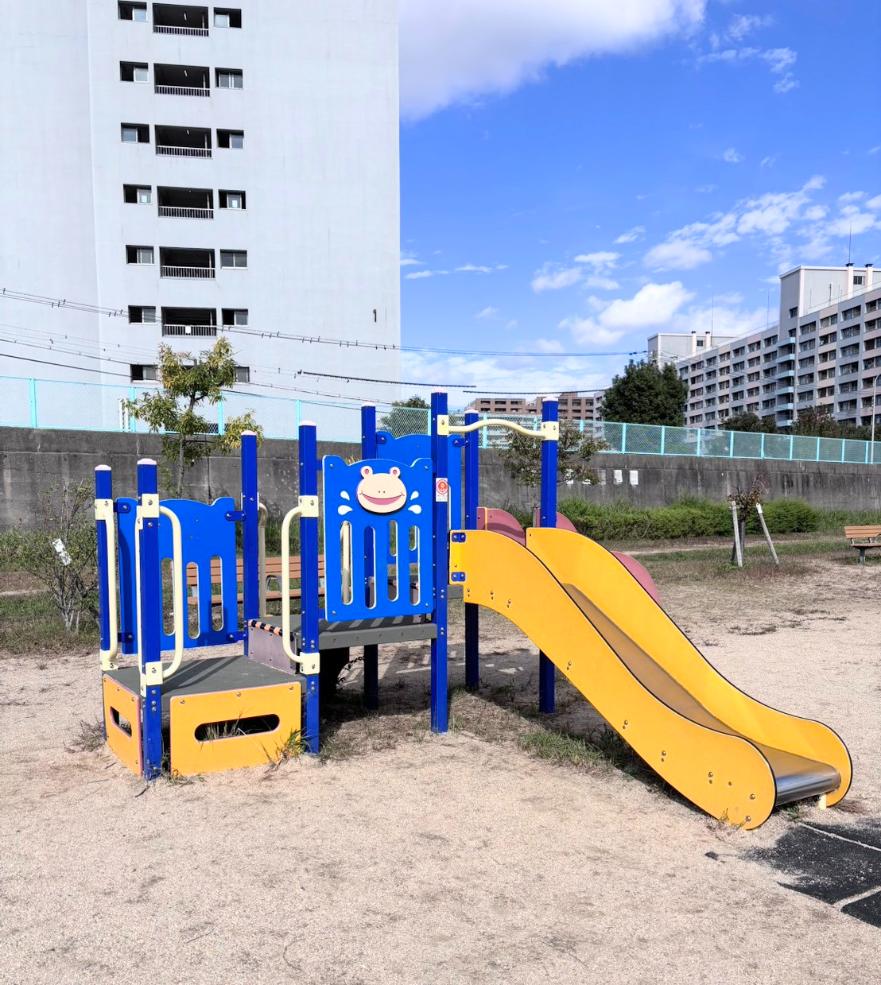 此花区　正蓮寺川公園　複合遊具