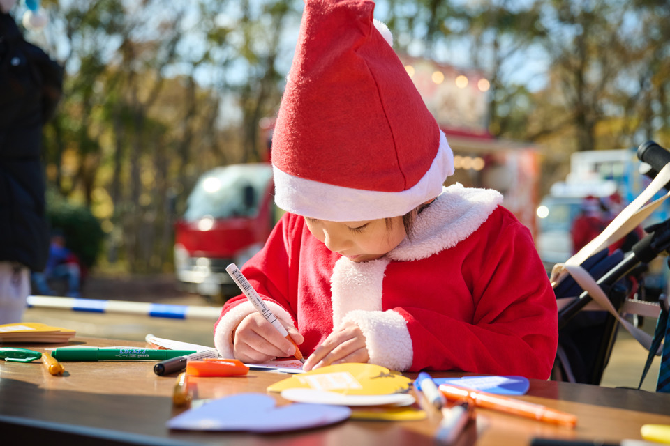 サンタパレード 大阪 大阪城公園 サンタパレード大阪2025 チャリティーイベント EXILE TETSUYA マーク・パンサー マイケル・ジャクトン リラックマ 公式サンタ メッセージツリー