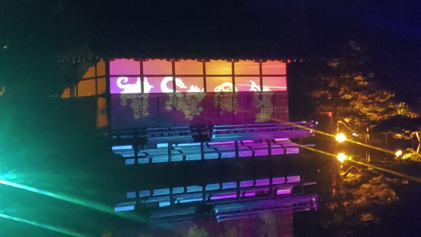 平安神宮、Naked、京都