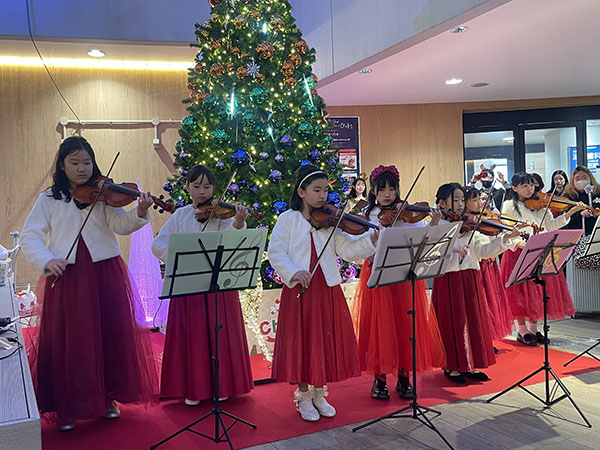 イオンモール大日クリスマスコンサート