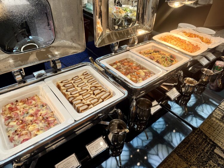 ホテルニューオータニ大阪、スーパースイーツビュッフェ2026 、ホテルでいちご狩り