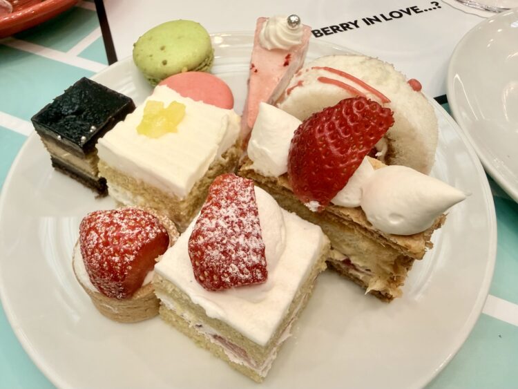 ホテルニューオータニ大阪、スーパースイーツビュッフェ2026 、ホテルでいちご狩り