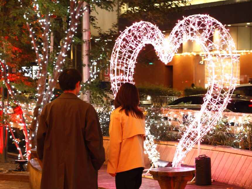 UMEDA MEETS HEART、クリスマスマーケットinＯＳ広場