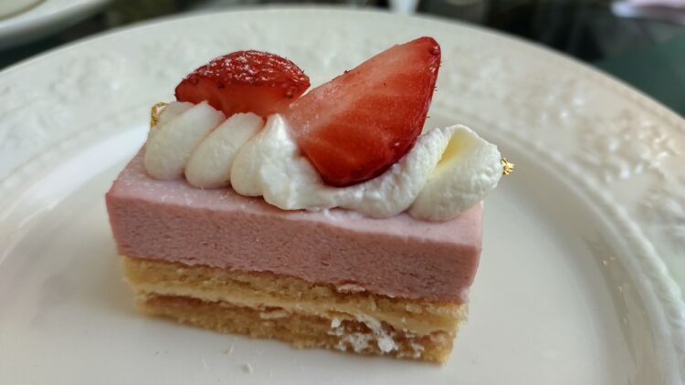 ストロベリープリンセスアフタヌーンティー、ウェスティンホテル大阪