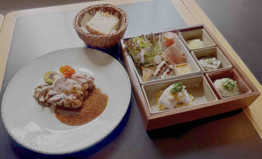 大阪市中央公会堂、レストラン、バルニバービ