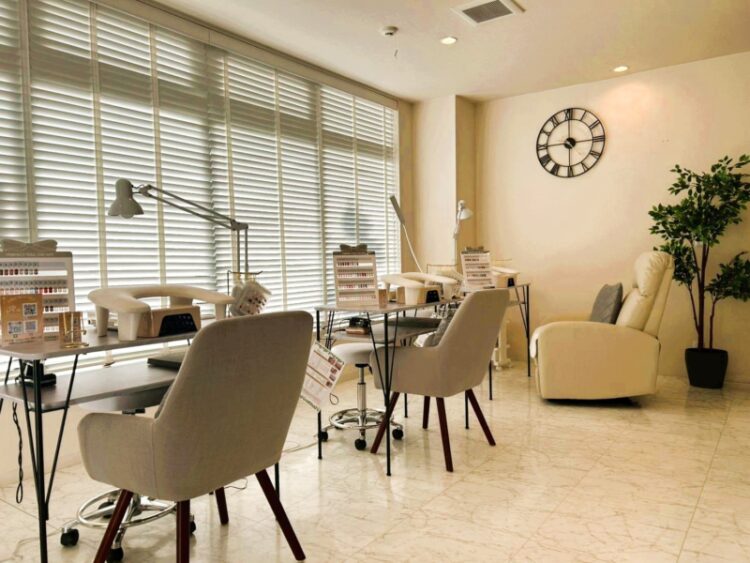 リエイトネイル