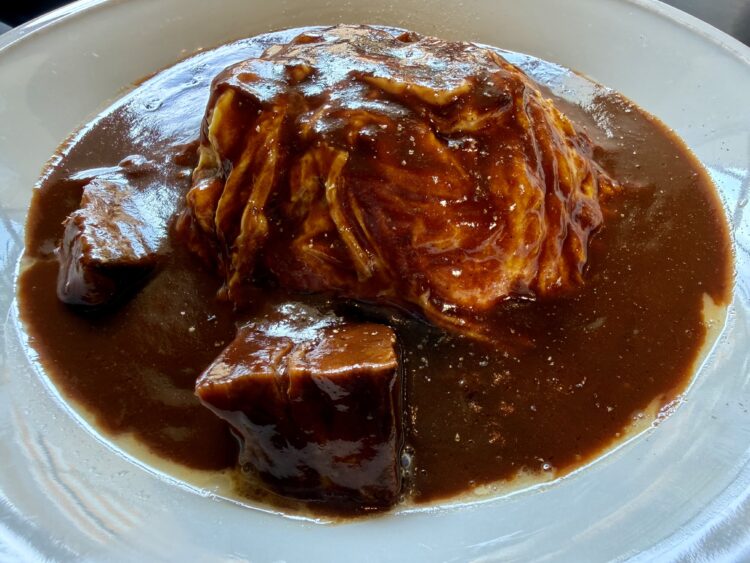 大阪市中央公会堂、レストラン、バルニバービ