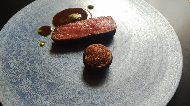 大阪市中央公会堂、レストラン、バルニバービ