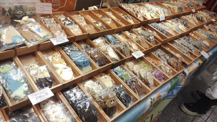 ねこの日、大丸梅田店、ねこ