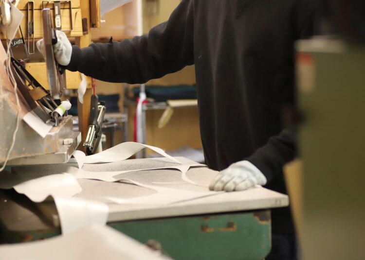 万博、ルクセンブルクパビリオン、屋根膜アップサイクルバッグ