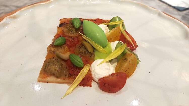 カペラ京都、シンガポール