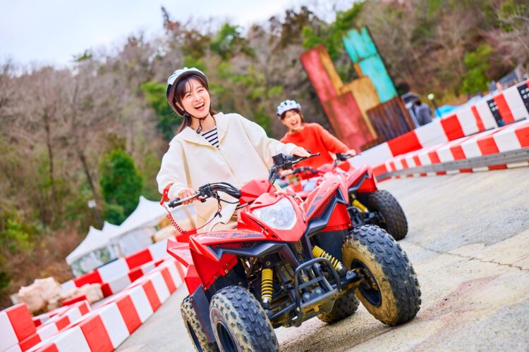 ネスタリゾート神戸、ライジング・バギー