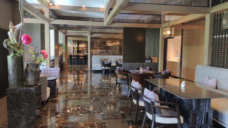 フォーシーズンズホテル京都、居酒屋、バー