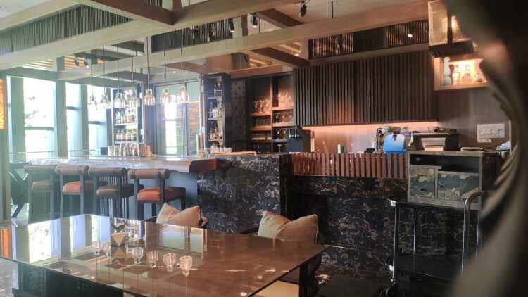 フォーシーズンズホテル京都、居酒屋、バー
