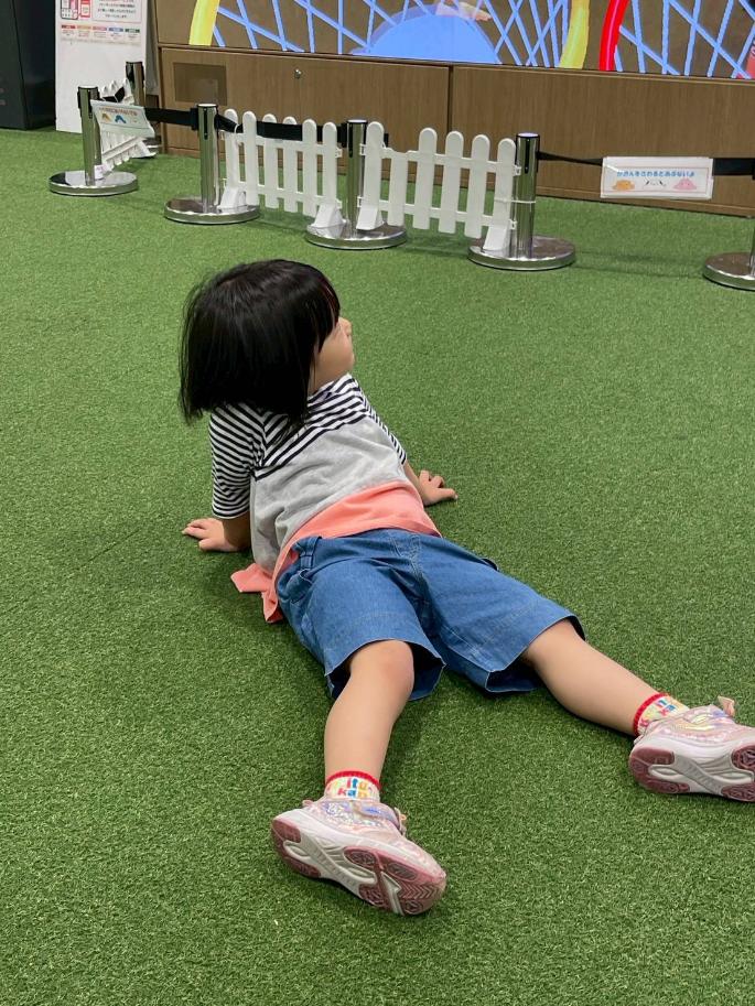 イオンモール大日 SHIBANIWA 駆け回る子ども