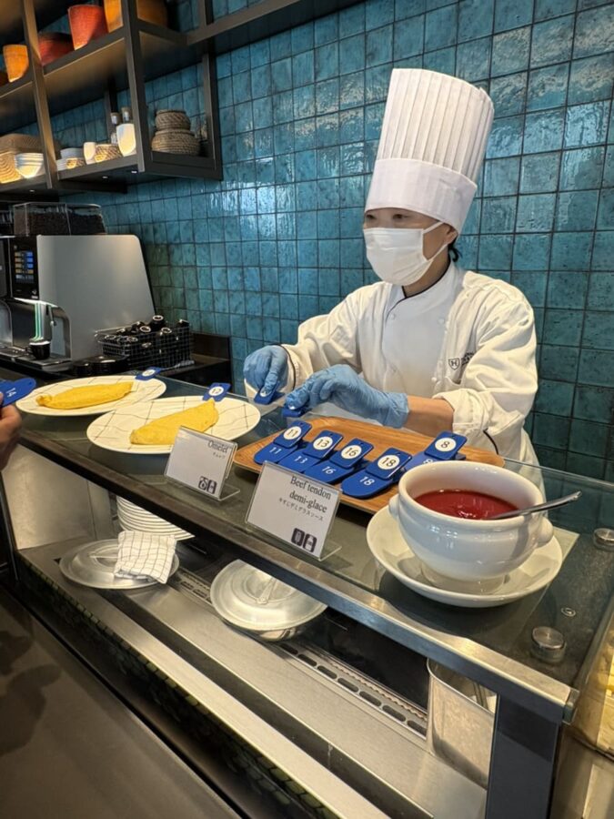 ザ ロイヤルパークホテル アイコニック 大阪御堂筋、朝食ブッフェ、フレンチ