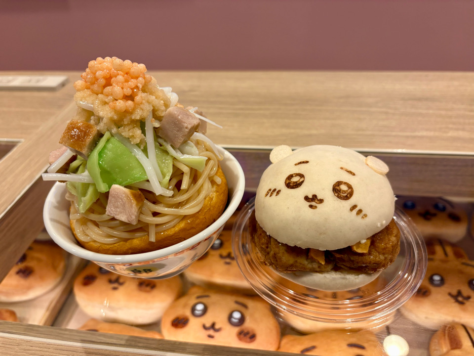 ちいかわベーカリー 大阪　ちいかわベーカリー OSAKA KITTE大阪 ちいかわベーカリー　ちいかわベーカリー 大阪 予約　大阪限定　ちいかわ　ちいかわパン　ハチワレパン　うさぎパン　ちいかわたこせんバーガー　大阪限定グッズ　ちいかわグッズ　 ちいかわベーカリー POP UP SHOP KITTE大阪 新店舗