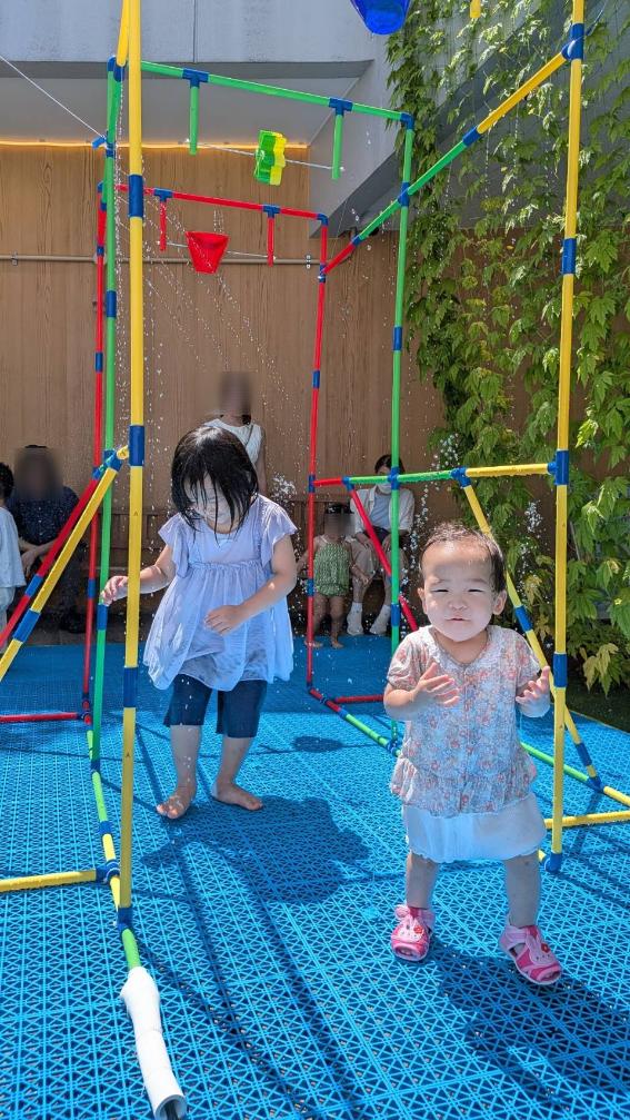 イオンモール大日　パレット噴水