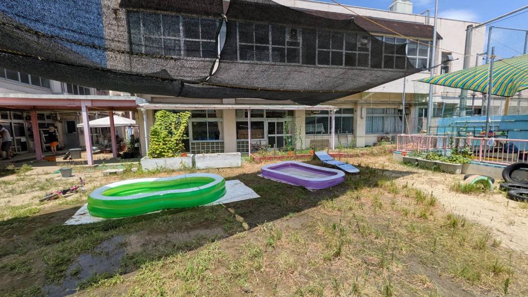 西成区 にしなりジャガピーパーク プール 水遊び